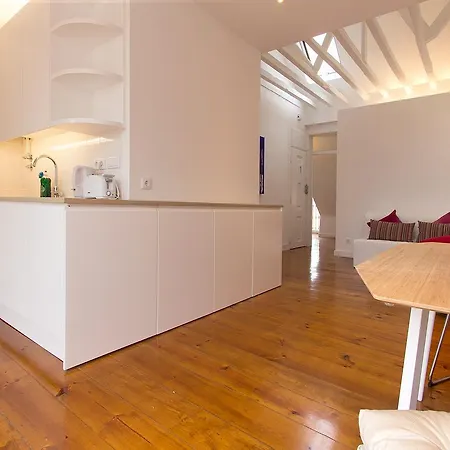 Apartment Santa Marta Views By Homing Lisbon